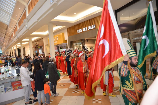 Avustralya'da alışveriş merkezinden "Mehterli" tanıtım