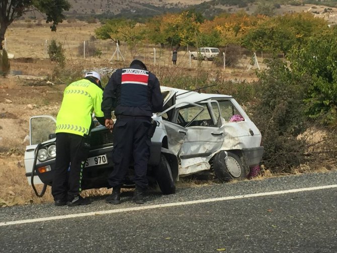 GÜNCELLEME - Elazığ'da trafik kazası: 2 ölü, 2 yaralı