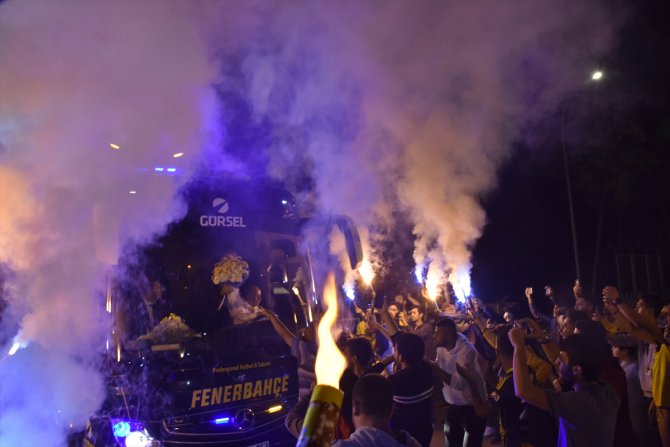 Fenerbahçe kafilesi Adana'da