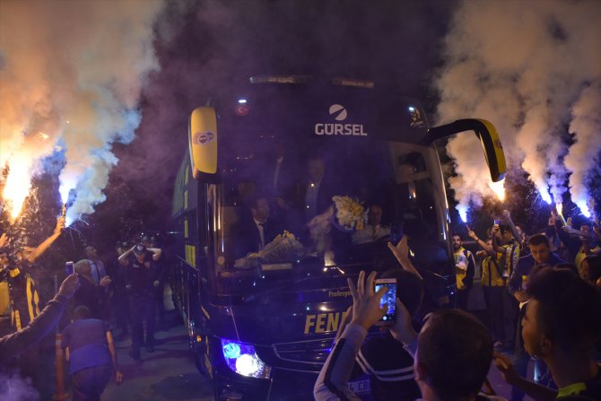 Fenerbahçe kafilesi Adana'da