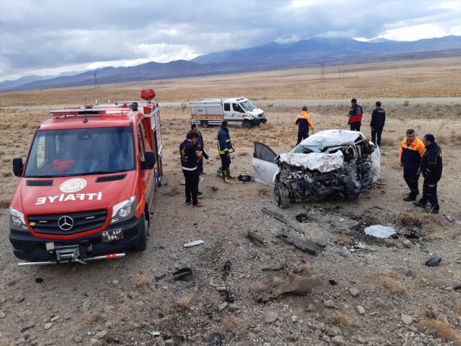 Van'da meydana gelen kazada 3 kişi öldü, 4 kişi yaralandı