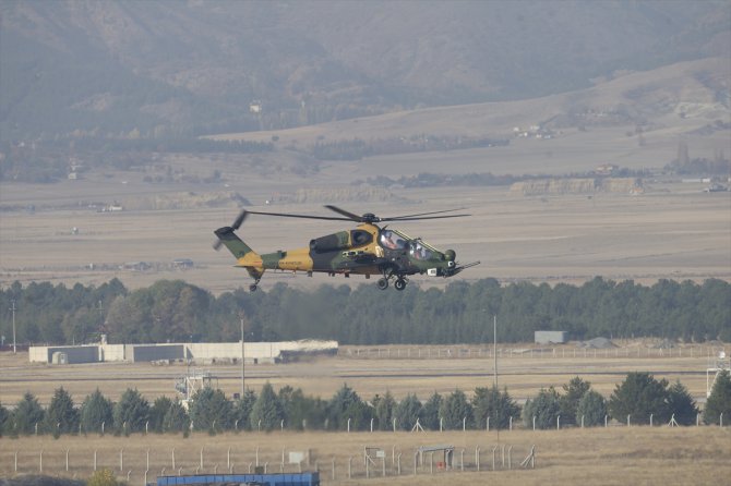 Güçlenen Atak helikopterinden ilk uçuş