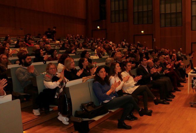 Almanya'da "Almanya Türküleri" paneli ve gurbet türküleri konseri