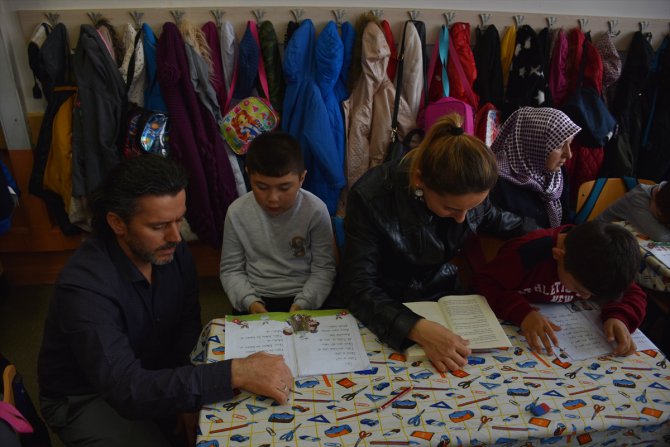 Ordu'da 600 veli çocuklarıyla aynı sırada kitap okudu