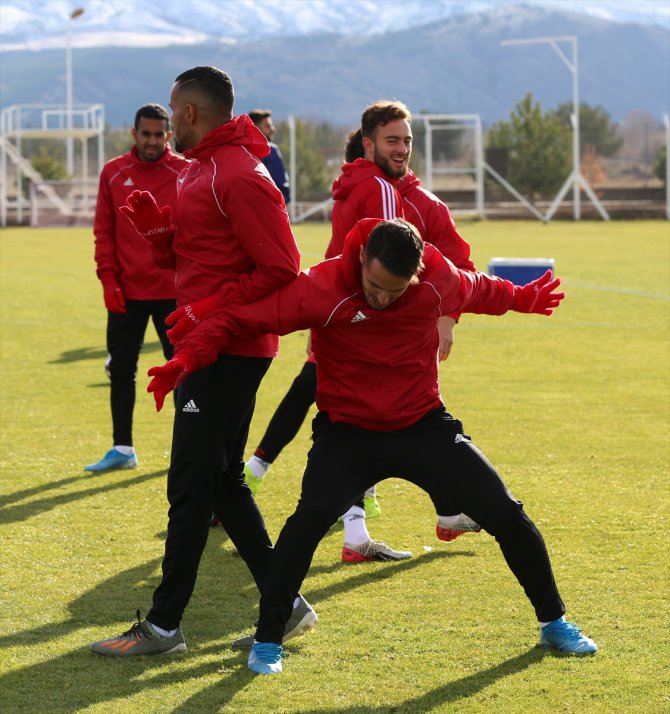 Süper Lig'in lideri Sivasspor, kupa maçına hazır