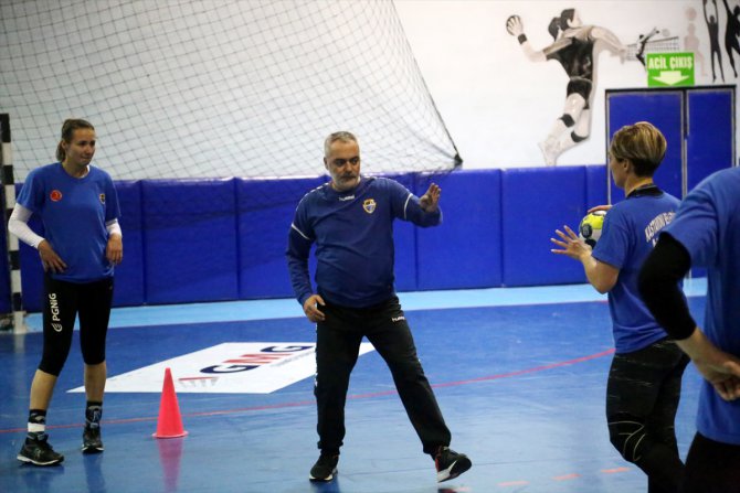 Kastamonu hentbol takımı Avrupa'da ilklerin peşinde