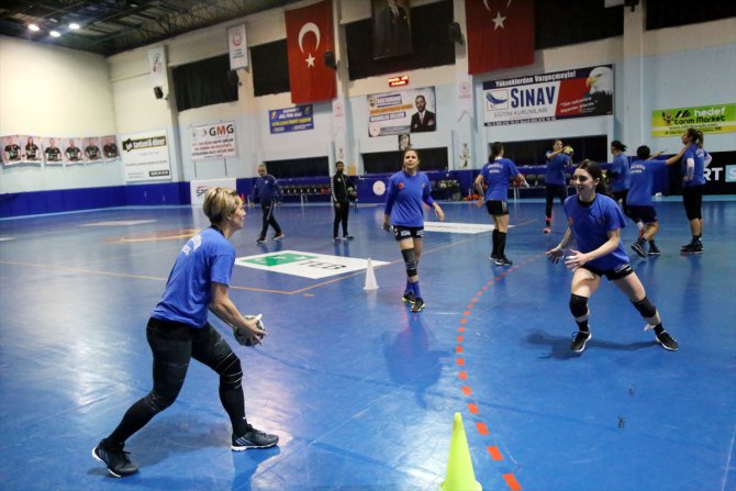 Kastamonu hentbol takımı Avrupa'da ilklerin peşinde