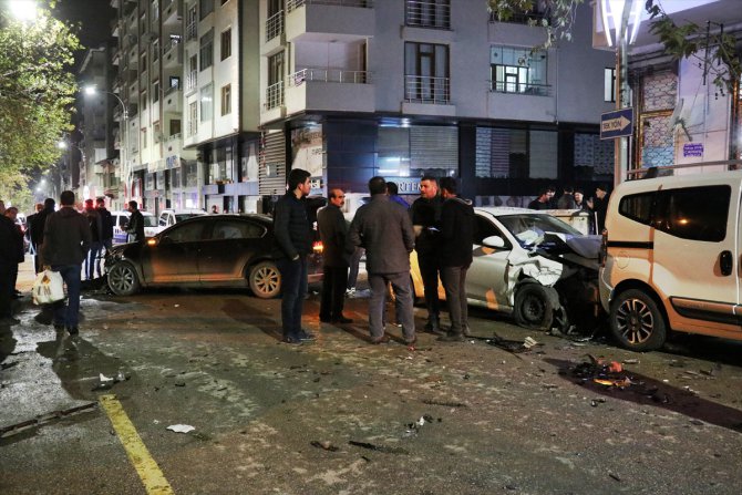 Elazığ'da trafik kazası: 4 yaralı