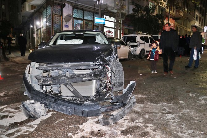 Elazığ'da trafik kazası: 4 yaralı