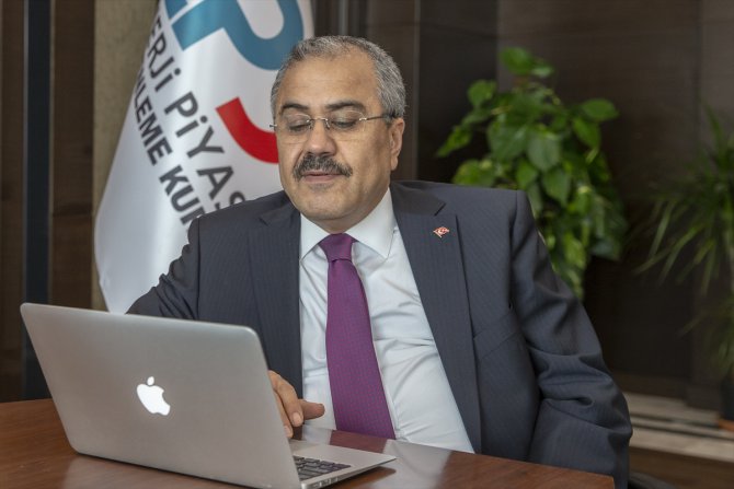 EPDK Başkanı Yılmaz, AA'nın "Yılın Fotoğrafları" oylamasına katıldı