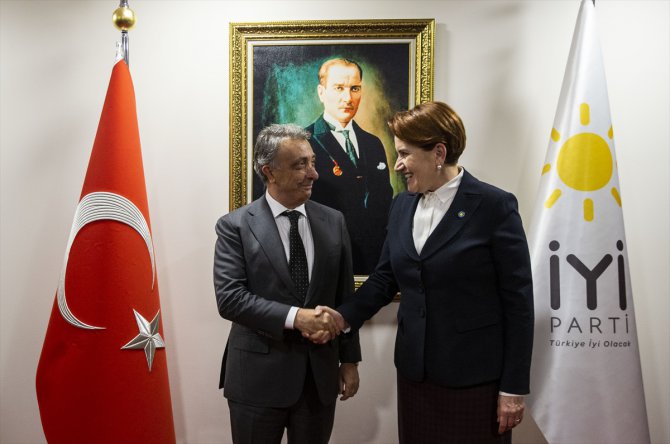 Akşener, Beşiktaş Yönetim Kurulu Başkanı Çebi'yi kabul etti