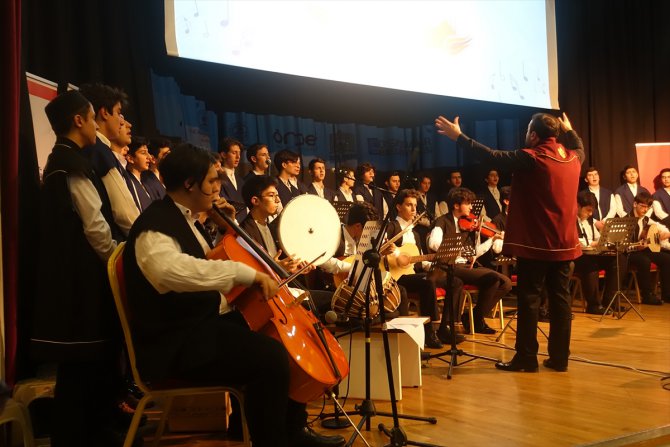 ÖNDER Türk Müziği Gençlik Korosu Üsküdar'da konser verdi