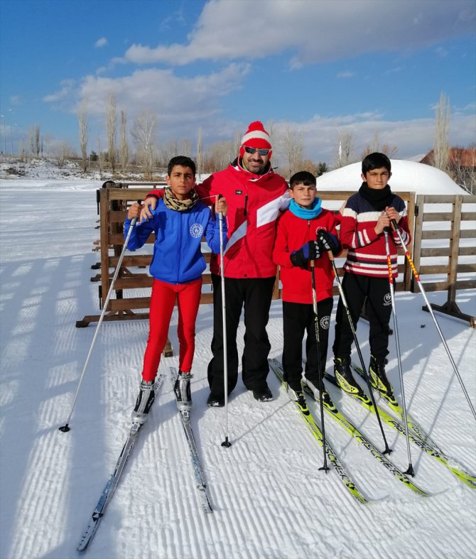 "Kayaklı Koşu Uluslararası FIS Yarışları" heyecanı yarın başlıyor