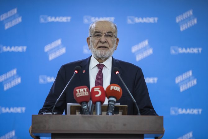 Saadet Partisi Genel Başkanı Karamollaoğlu: "İdlib'de bir katliam yaşanıyor"