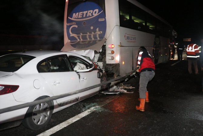 Anadolu Otoyolu'nda trafik kazası: 3 yaralı
