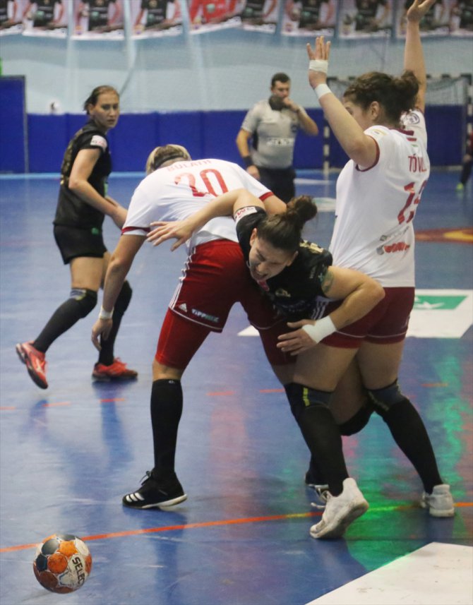 Hentbol: Kadınlar EHF Kupası