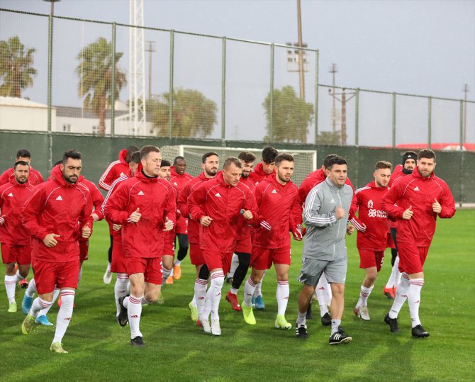 Lider Sivasspor, ikinci yarı hazırlıklarına devam etti