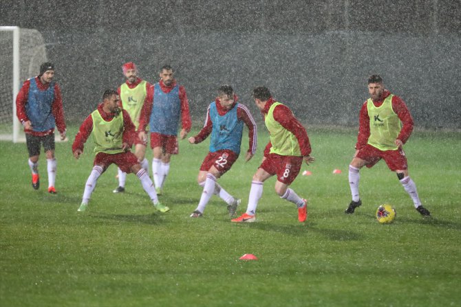 Lider Sivasspor, ikinci yarı hazırlıklarına devam etti