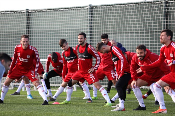 Lider Sivasspor, ikinci yarı hazırlıklarına devam etti