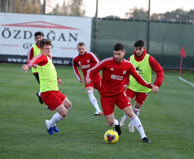 Sivasspor, ikinci yarı hazırlıklarını sürdürdü