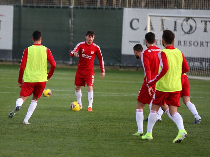 Sivasspor, ikinci yarı hazırlıklarını sürdürdü