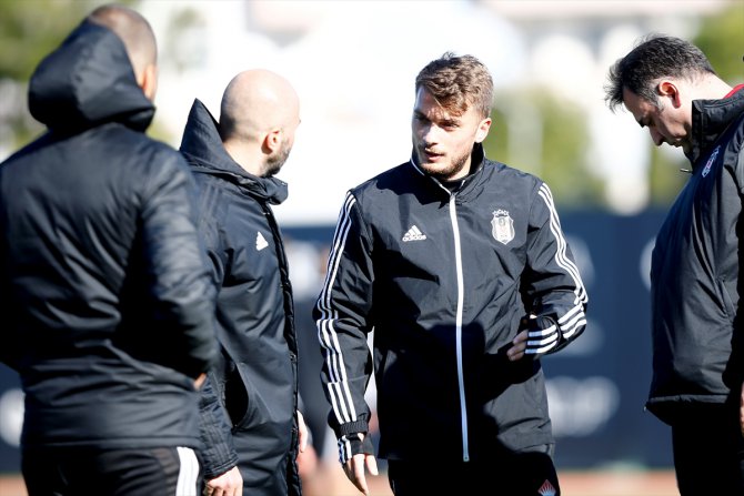 Beşiktaş'ta Adem Ljajic sakatlandı