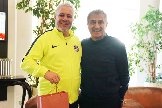 Şenol Güneş'ten Gaziantep FK'nin kampına ziyaret