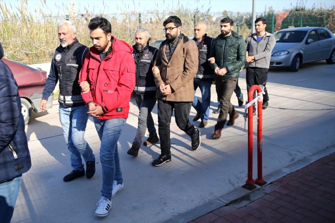 Adana merkezli 8 ildeki FETÖ operasyonunda 5 zanlı tutuklandı