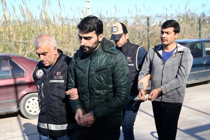 Adana merkezli 8 ildeki FETÖ operasyonunda 5 zanlı tutuklandı