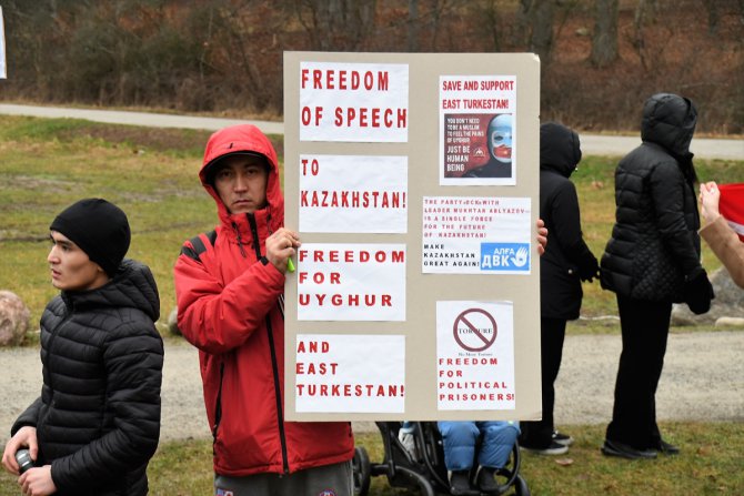 İsveç'te Çin'e Uygur protestosu