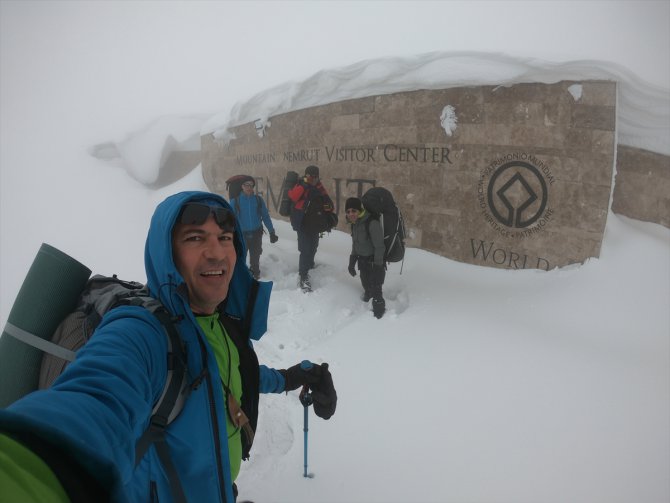 Dağcılar Nemrut Dağı'na zorlu tırmanış gerçekleştirdi