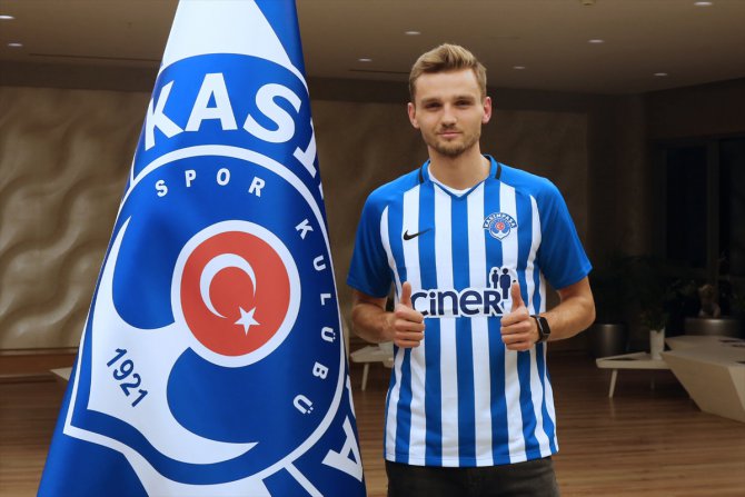 Kasımpaşa, Tomas Brecka'yı transfer etti