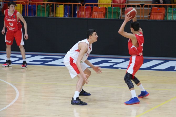 Basketbol: Uluslararası Yıldız Erkekler 16 Yaş Altı Turnuvası