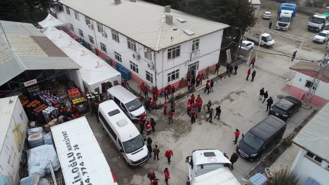 Türkiye Elazığ için tek yürek oldu