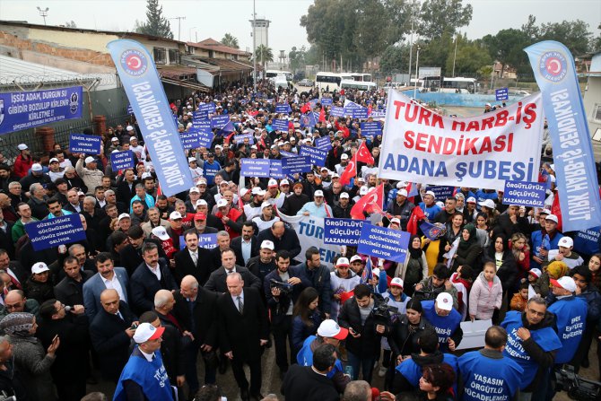 İncirlik Hava Üssü'ndeki işten çıkarma kararı protesto edildi