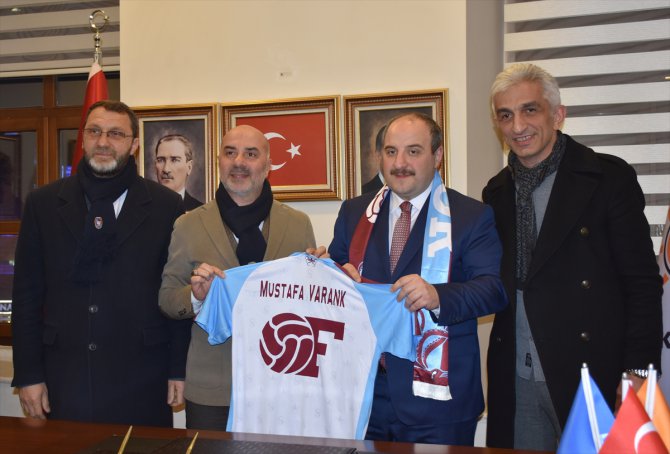 Sanayi ve Teknoloji Bakanı Varank, Trabzon'da ziyaretler gerçekleştirdi