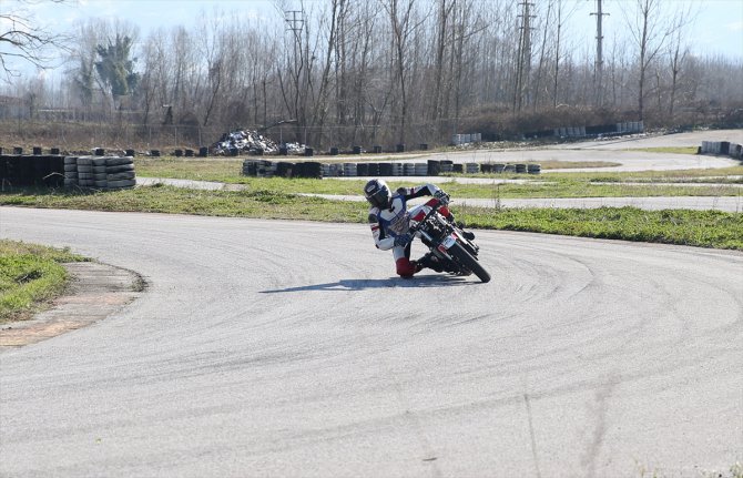 Motosikletin genç yeteneği Bahattin Sofuoğlu, şampiyonluk için gazlayacak