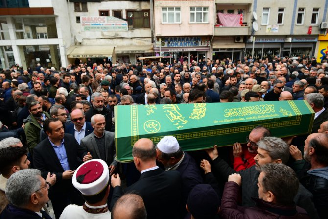 İçişleri Bakan Soylu, Trabzon'da cenaze törenine katıldı