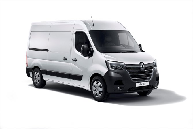 Yenilenen Renault Master Türkiye'de satışa sunuluyor