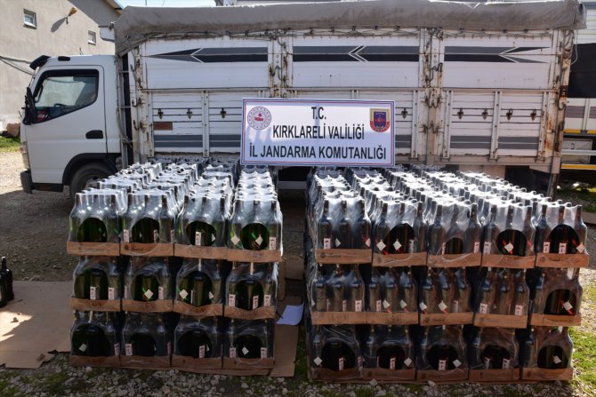 Kırklareli ve Tekirdağ'da 15 ton 341 litre kaçak içki ele geçirildi