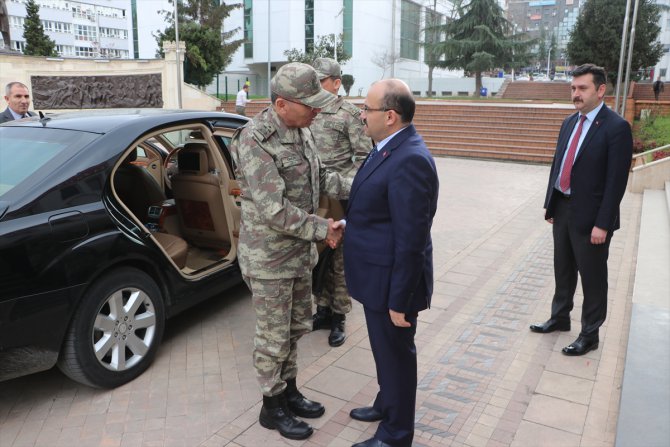 3. Ordu Komutanı Korgeneral Öngay'dan Trabzon Valisi Ustaoğlu'na ziyaret