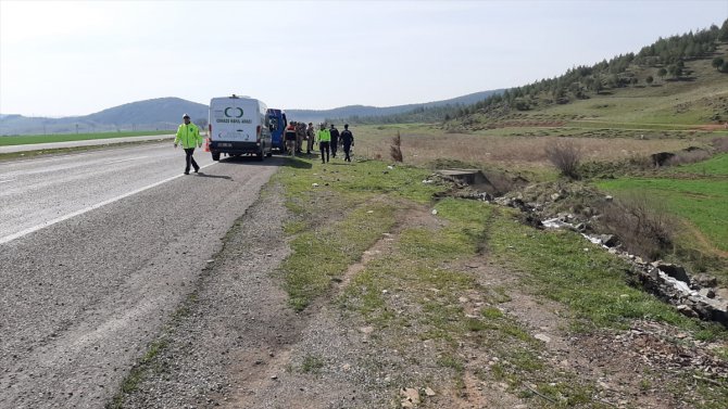 Kahramanmaraş'ta otomobil sulama kanalına devrildi: 1 ölü, 1 yaralı