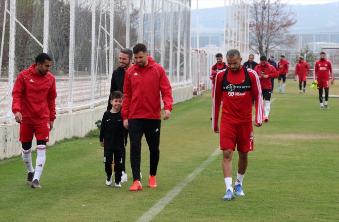 Sivassporlu Appindangoye'den şampiyonluk yorumu: