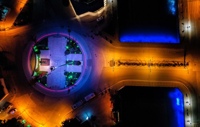 Adana, Mersin ve Hatay'da cadde ve sokaklar boş kaldı