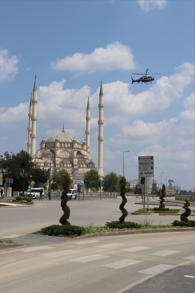 Adana'da sokağa çıkma yasağına helikopterli denetim