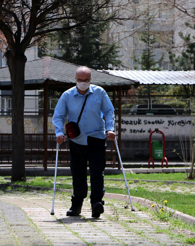 Vatan borcunu "kanıyla" ödüyor