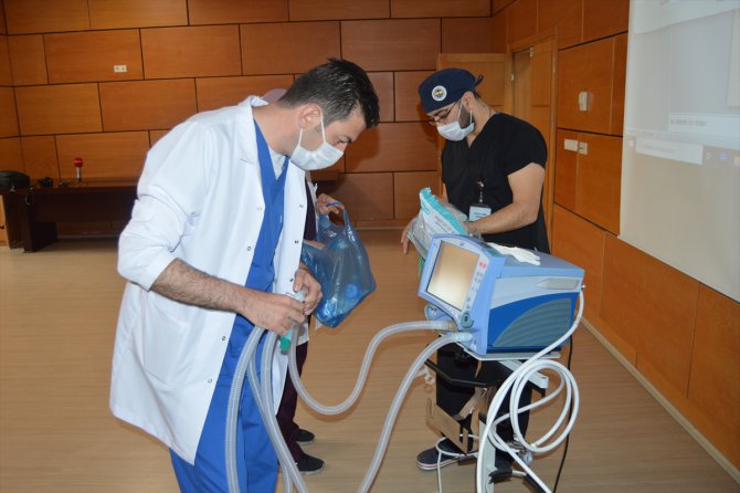 Afyonkarahisar'da bilim insanları "UV-C" sterilizatör tasarladı