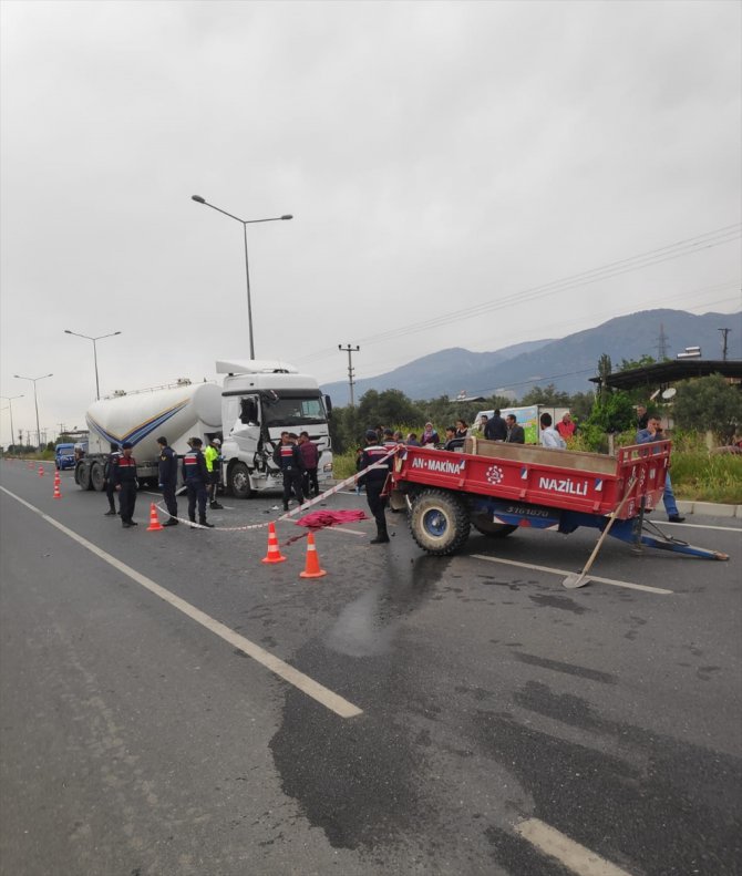 Aydın'da beton mikseriyle çarpışan traktörün 14 yaşındaki sürücüsü öldü