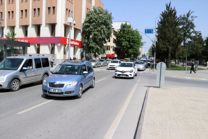 Doğu Marmara ve Batı Karadeniz'de "Evde kal" çağrısına kısmen uyuluyor