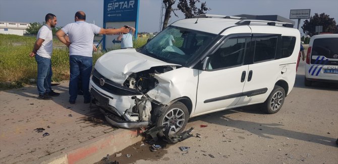 İnegöl'de trafik kazası: 5 yaralı